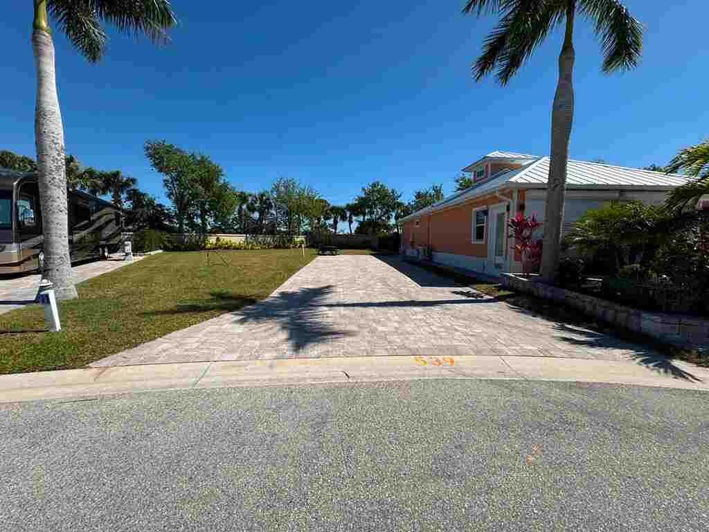 Classic Lot Lot 539 for rent Motorcoach Resort Port St Lucie FL